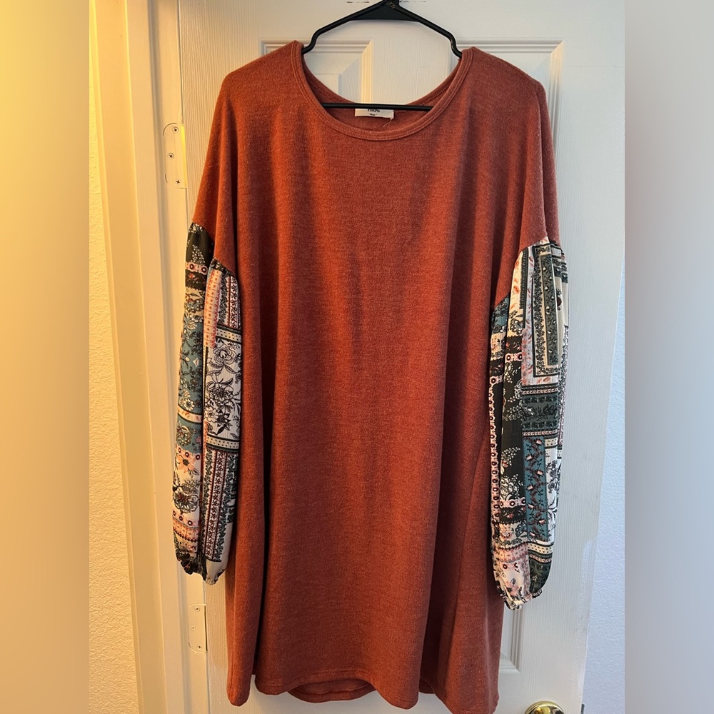 Entro dress, never worn, size m/l